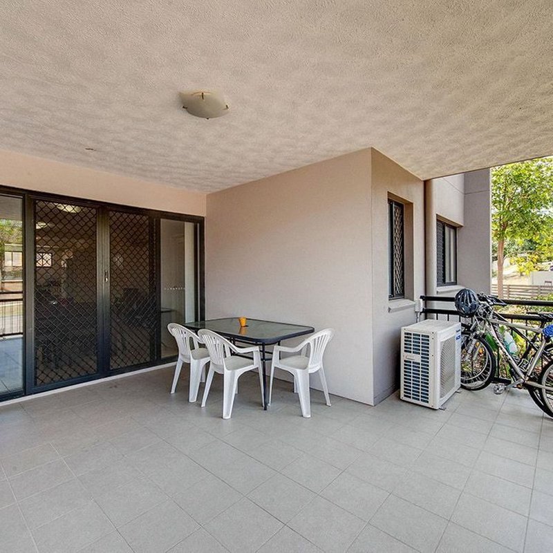 Photo - 1/33 Hows Road, Nundah QLD 4012 - Image 10