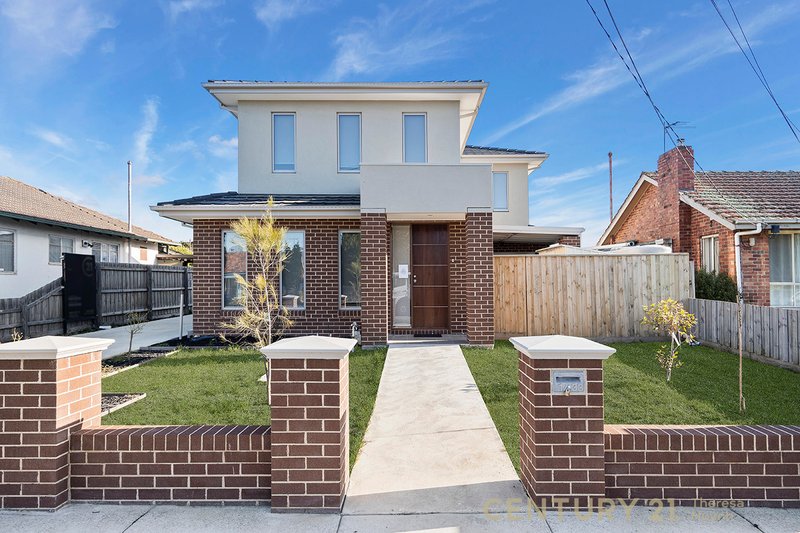 Photo - 1/33 Hughes Crescent, Dandenong North VIC 3175 - Image 1