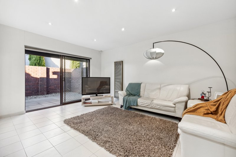 Photo - 1/33 Hughes Street, Unley SA 5061 - Image 3