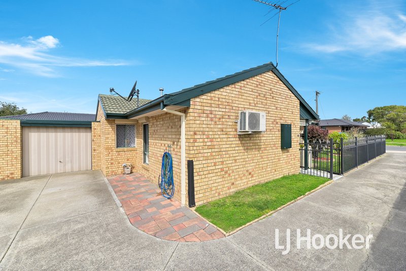 Photo - 1/33 Ivan Crescent, Hampton Park VIC 3976 - Image 18