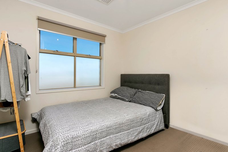 Photo - 133 Kingate Boulevard, Blakeview SA 5114 - Image 8