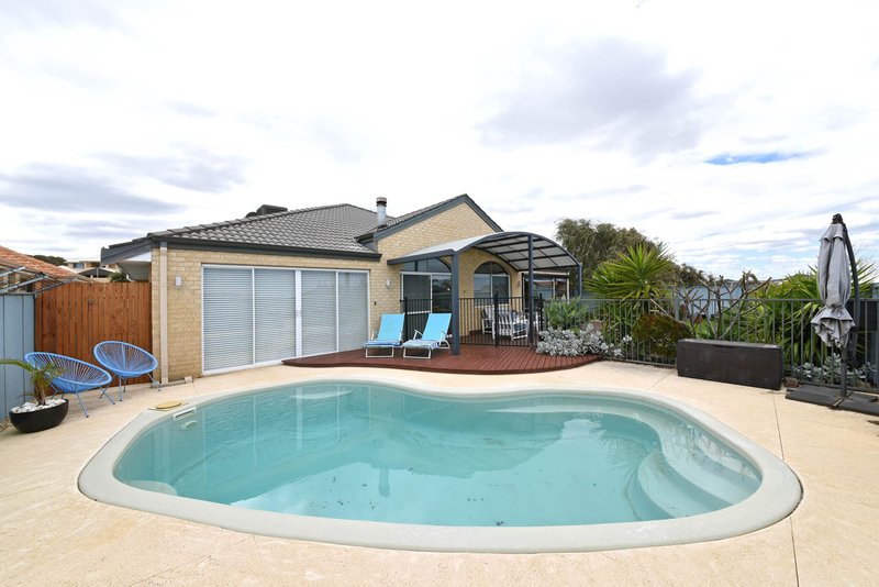 133 Lagoon Drive, Yanchep WA 6035