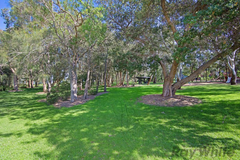 Photo - 1/33 Liamena Avenue, San Remo NSW 2262 - Image 4