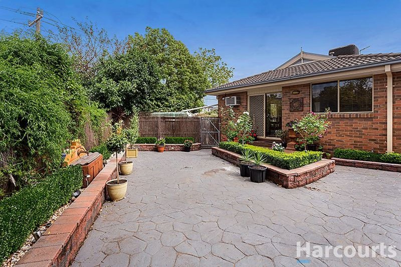 Photo - 1/33 Lincoln Avenue, Glen Waverley VIC 3150 - Image 7