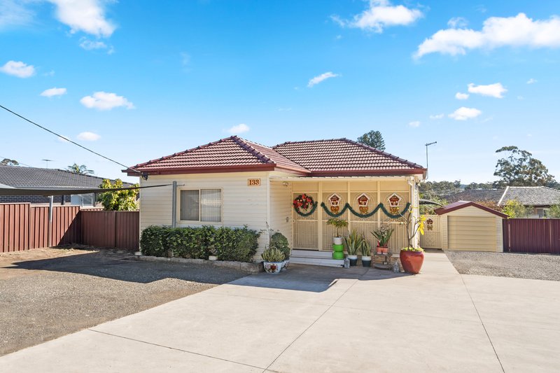 Photo - 133 Meadows Road, Mount Pritchard NSW 2170 - Image 2