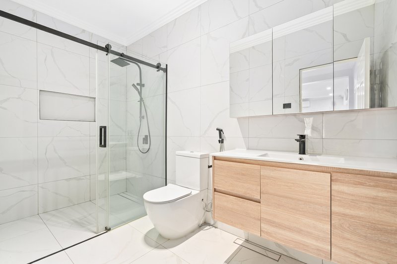 Photo - 133 Meadows Road, Mount Pritchard NSW 2170 - Image 7