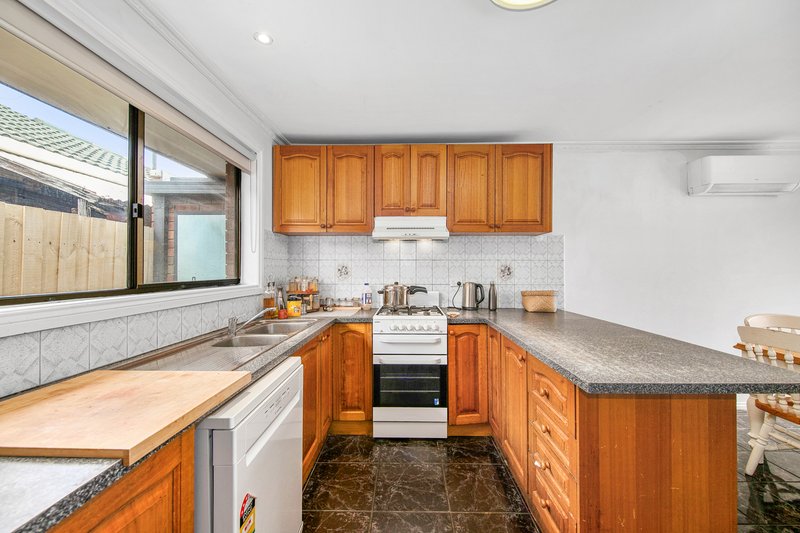 Photo - 1/33 Merton Street, Altona Meadows VIC 3028 - Image 2