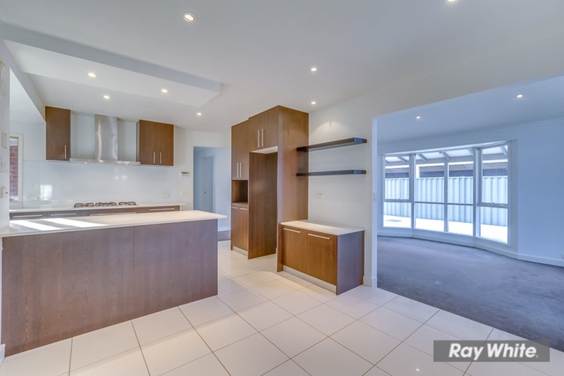 Photo - 133 Mossfiel Drive, Hoppers Crossing VIC 3029 - Image 11