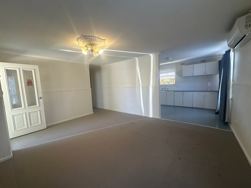 Photo - 133 Narre Warren Road, Cranbourne VIC 3977 - Image 3