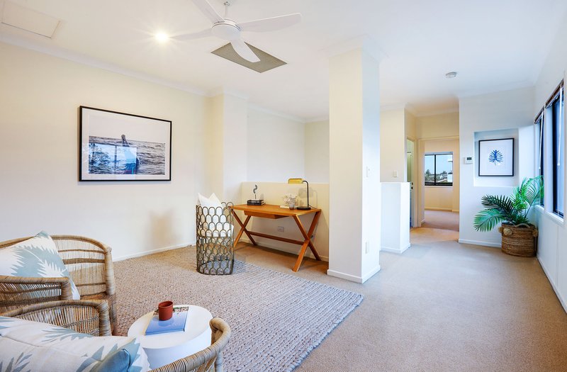 Photo - 1/33 Ocean Street, Mermaid Beach QLD 4218 - Image 21