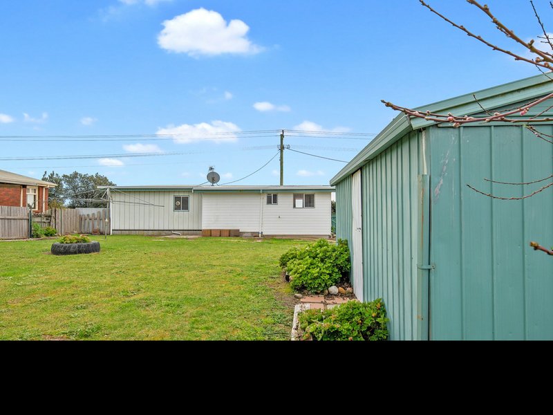 Photo - 133 Old Bass Highway, Wynyard TAS 7325 - Image 13