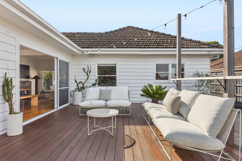 Photo - 133 Rathcown Road, Reservoir VIC 3073 - Image 14