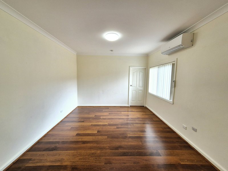 Photo - 1/33 Simmat Avenue, Condell Park NSW 2200 - Image 3