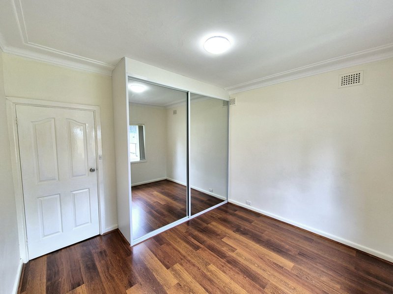 Photo - 1/33 Simmat Avenue, Condell Park NSW 2200 - Image 7