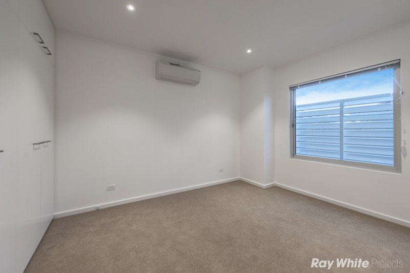 Photo - 1/33 Spring Street, Preston VIC 3072 - Image 6