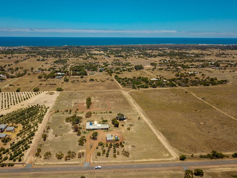 133 Sutcliffe Road, Waggrakine WA 6530