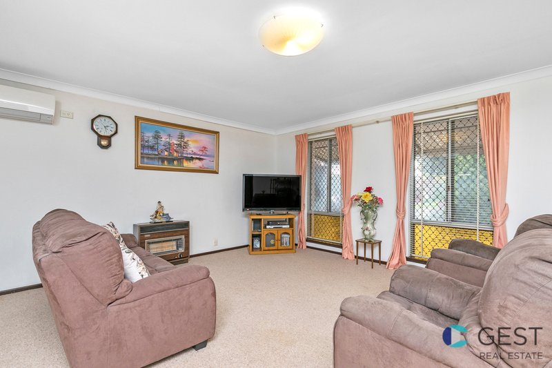 Photo - 133 Waddington Crescent, Koondoola WA 6064 - Image 7