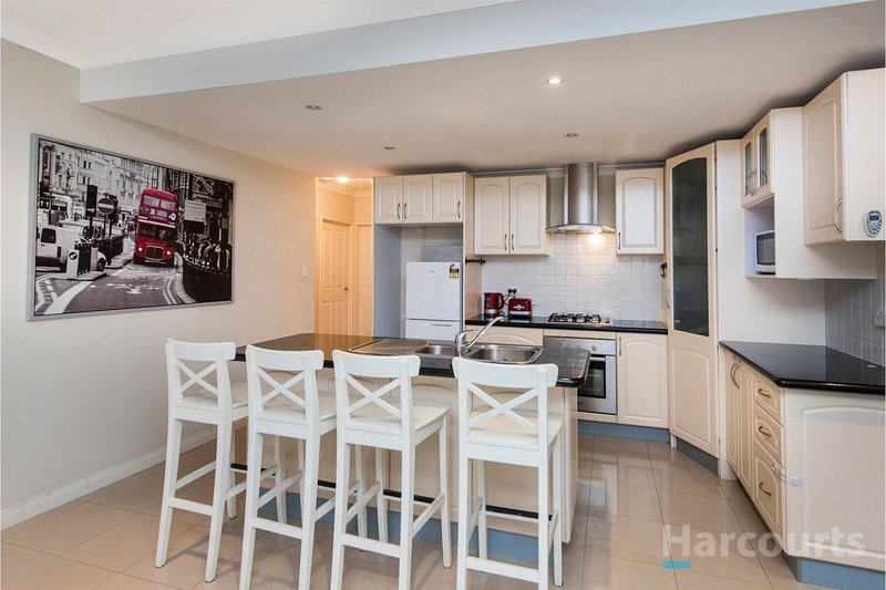 Photo - 1/33 Wattle Mews, Hocking WA 6065 - Image 9