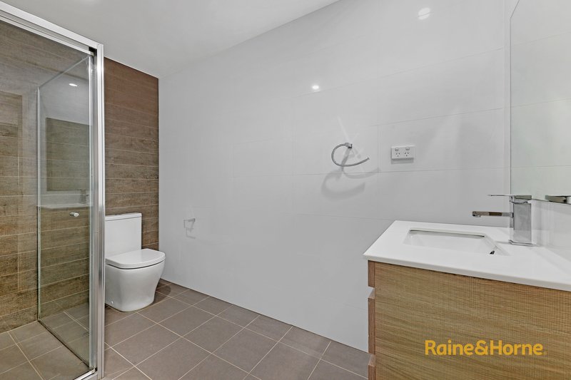 Photo - 13/30-34 Keeler Street, Carlingford NSW 2118 - Image 6