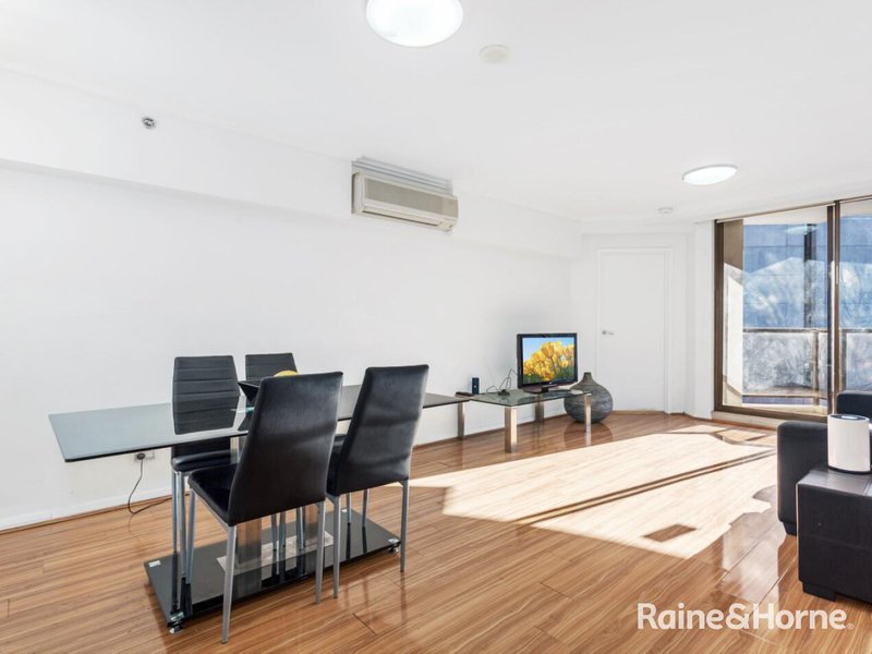 Photo - 133/13-15 Hassall Street, Parramatta NSW 2150 - Image 4