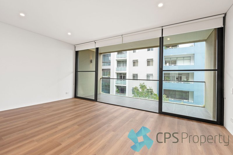 Photo - 13/32-40 Holt Street, Surry Hills NSW 2010 - Image 3