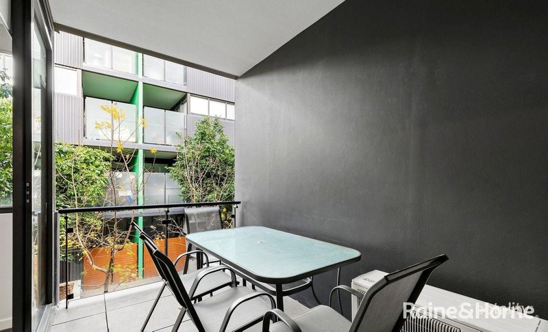 Photo - 133/2 Gillies Street, Essendon North VIC 3041 - Image 7