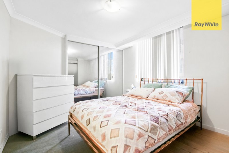 Photo - 13/32 Hassall Street, Parramatta NSW 2150 - Image 6