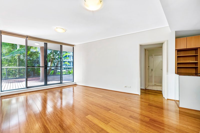 Photo - 133/27 Bennelong Parkway, Wentworth Point NSW 2127 - Image 2