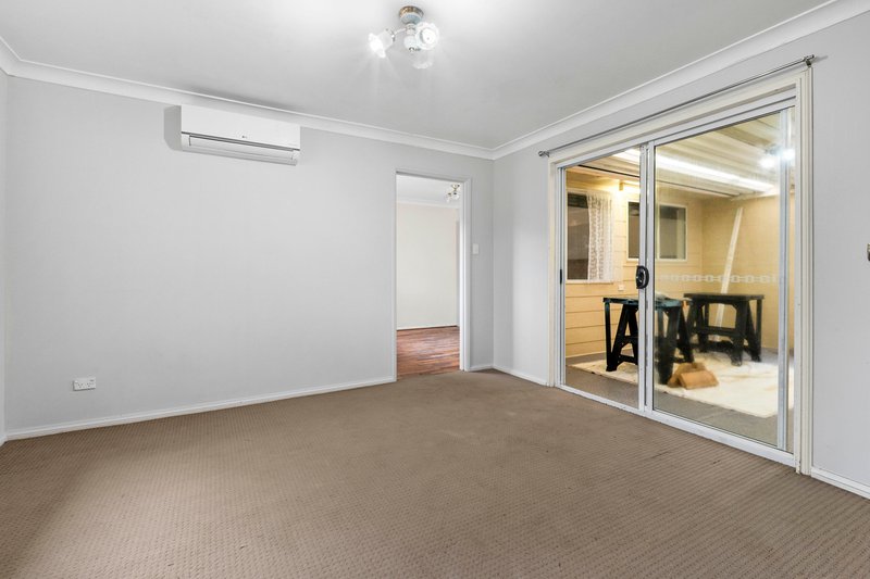 Photo - 1/335 Tuggerawong Road, Tuggerawong NSW 2259 - Image 3