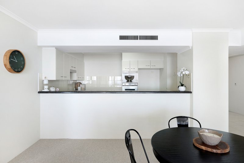 Photo - 133/59 Pacific Street, Main Beach QLD 4217 - Image 11