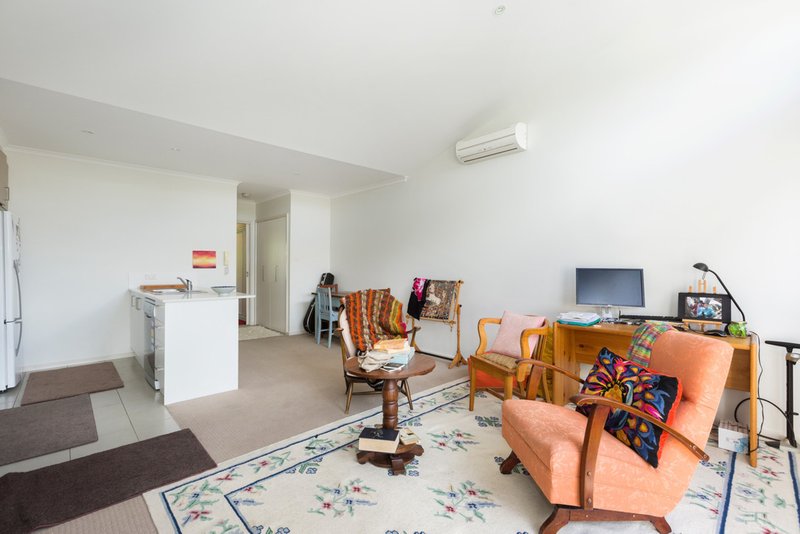 Photo - 13/36 Frencham Street, Downer ACT 2602 - Image 2