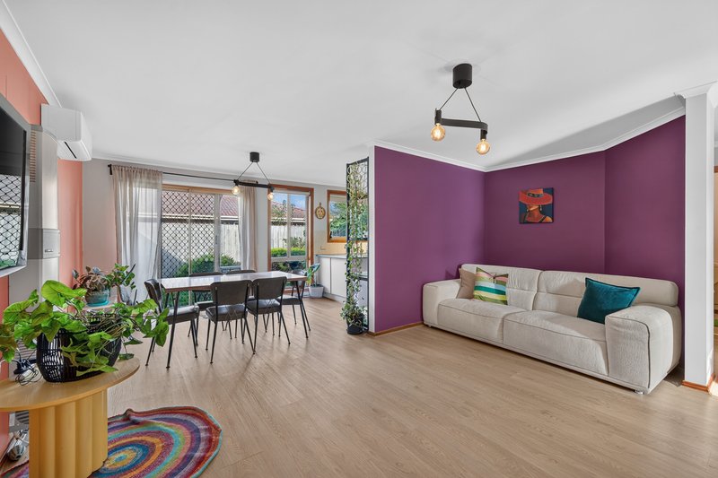 Photo - 13/37 King Street, Pakenham VIC 3810 - Image 4