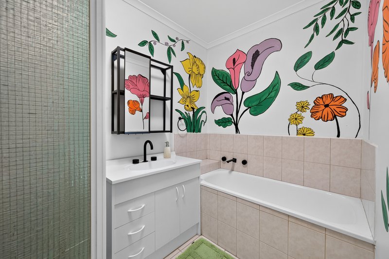 Photo - 13/37 King Street, Pakenham VIC 3810 - Image 6