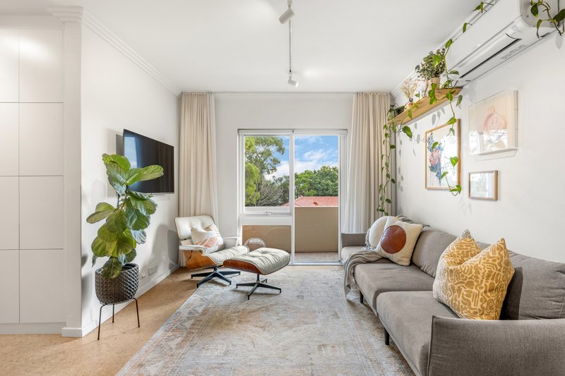 Photo - 13/39 Laura Street, Newtown NSW 2042 - Image 1
