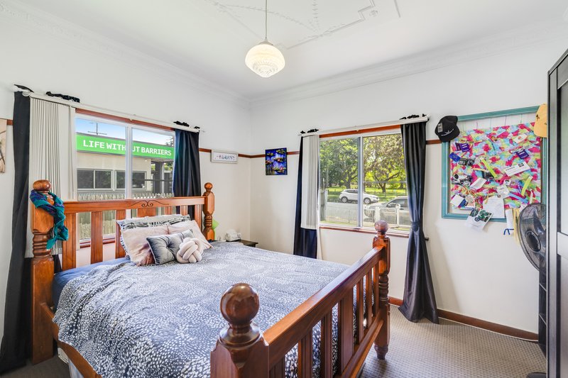 Photo - 134 & 134A Holberton Street, Newtown QLD 4350 - Image 7