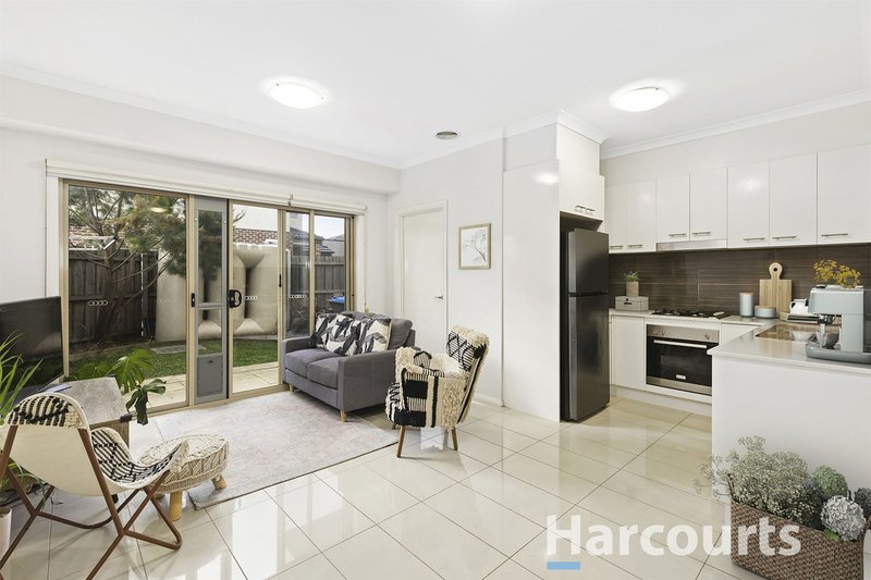 Photo - 1/34 Adele Avenue, Ferntree Gully VIC 3156 - Image 3