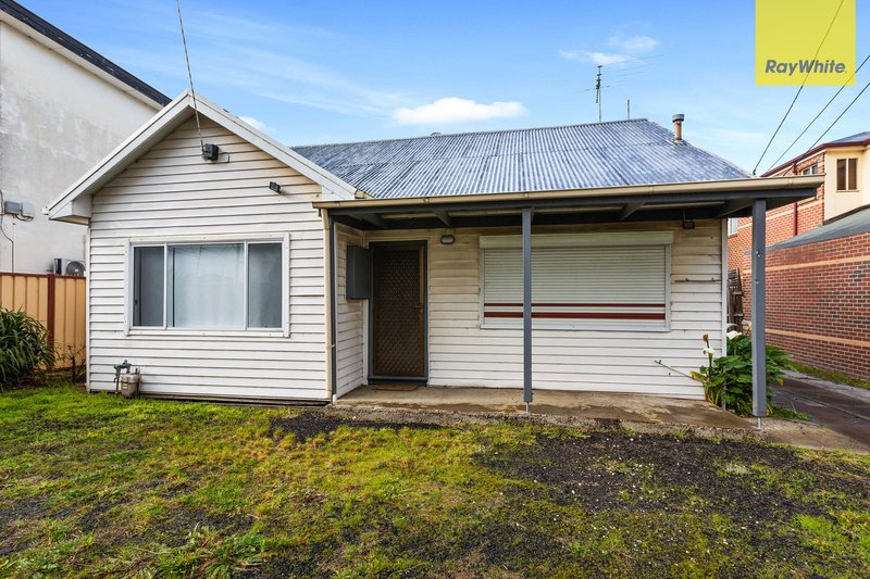 Photo - 134 Alfrieda Street, St Albans VIC 3021 - Image 3