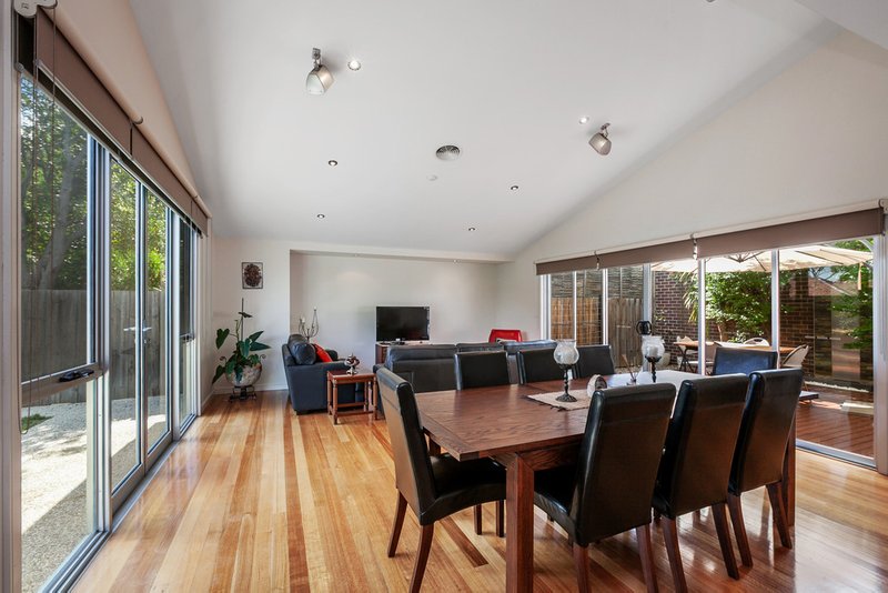 Photo - 1/34 Barry Street, Reservoir VIC 3073 - Image 5