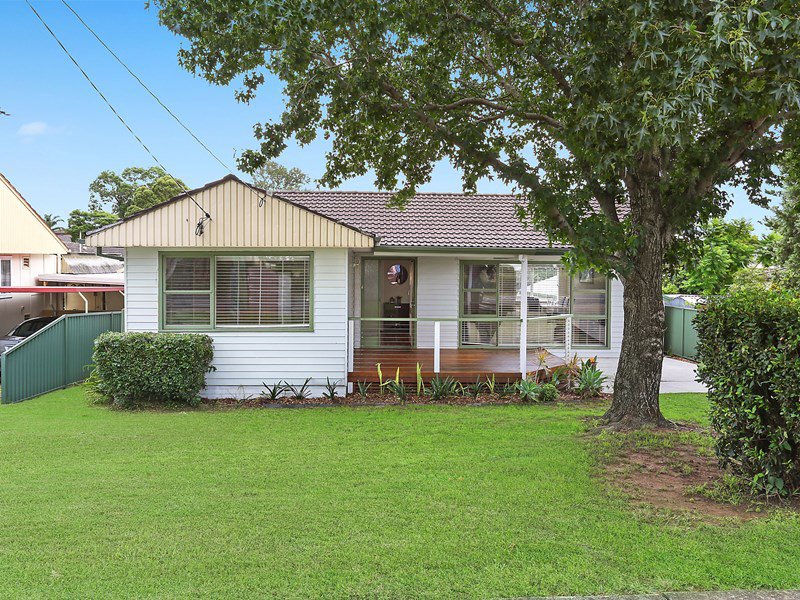 134 Binalong Road, Toongabbie NSW 2146