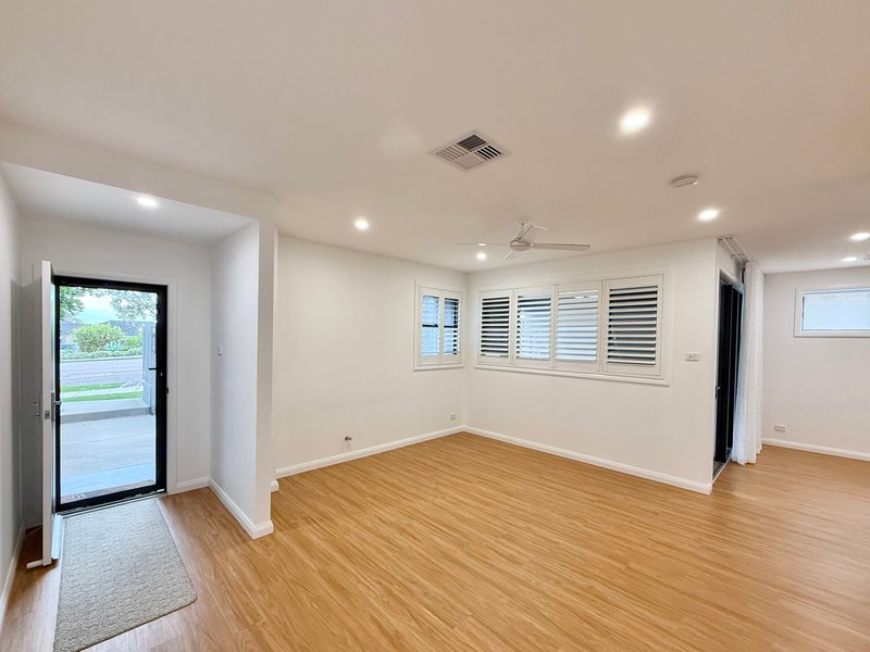Photo - 1/34 Bulls Garden Road, Whitebridge NSW 2290 - Image 2