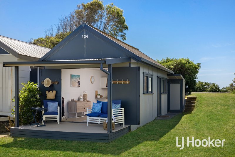 Photo - 134 Campbells Cove Road, Werribee South VIC 3030 - Image 2