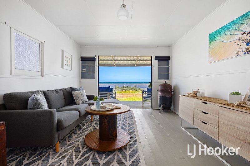 Photo - 134 Campbells Cove Road, Werribee South VIC 3030 - Image 4