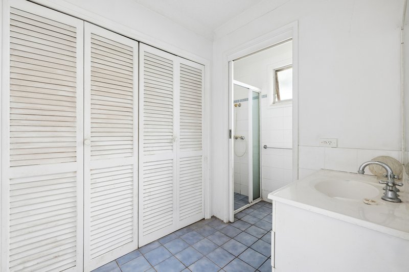 Photo - 134 Caroline Chisholm Drive, Winston Hills NSW 2153 - Image 10