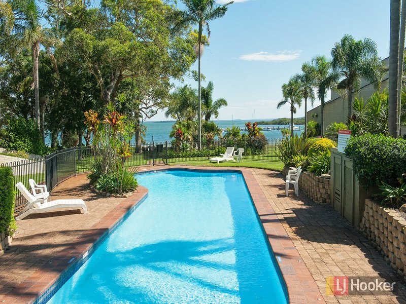 Photo - 13/4 Cromarty Road, Soldiers Point NSW 2317 - Image 18