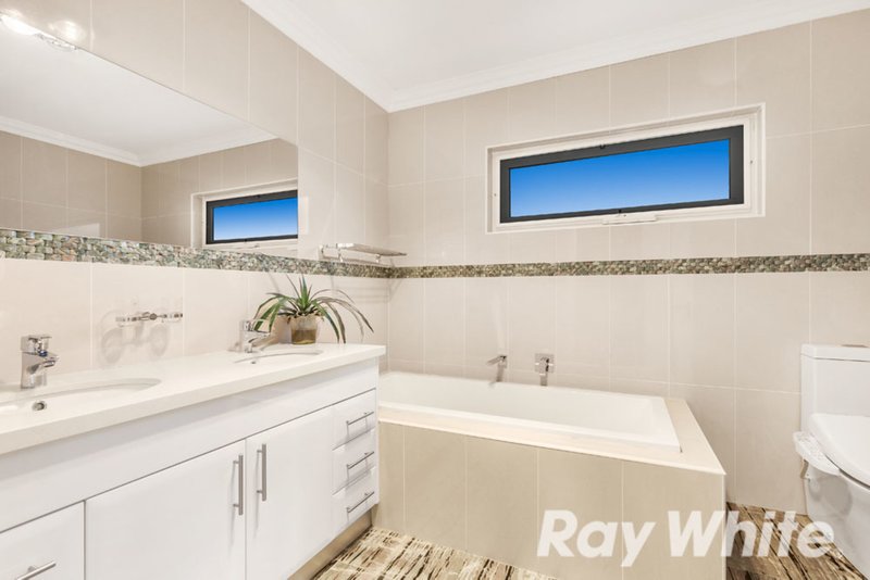 Photo - 1/34 Cumming Street, Burwood VIC 3125 - Image 8