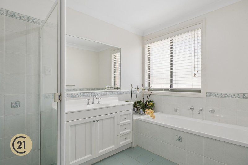 Photo - 134 David Road, Castle Hill NSW 2154 - Image 11
