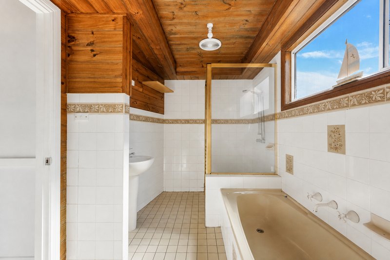 Photo - 134 Davistown Road, Saratoga NSW 2251 - Image 6