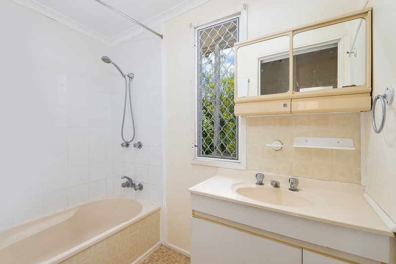 Photo - 134 Douglas Street, Oxley QLD 4075 - Image 8