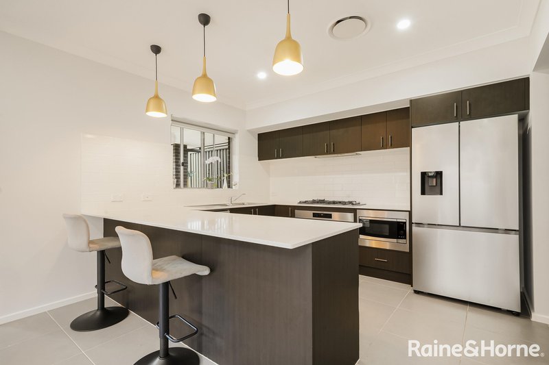 Photo - 134 Emerald Hills Boulevard, Leppington NSW 2179 - Image 3