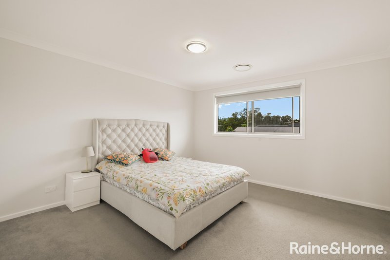 Photo - 134 Emerald Hills Boulevard, Leppington NSW 2179 - Image 7